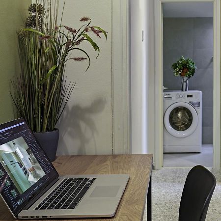 New Hidden Gem, A Studio At A Super Prime Location Atenas Exterior foto
